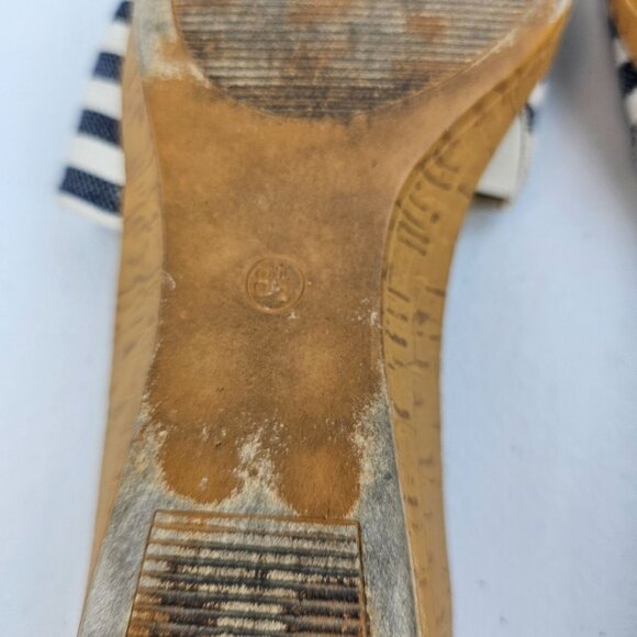 Dress Barn 8.5M Sandal Slide 1.5" Wedge Heel Summer Cute Fun Simple Slip-On Shoe - Picture 13 of 15